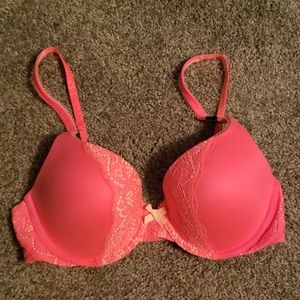 Victoria's secret bra